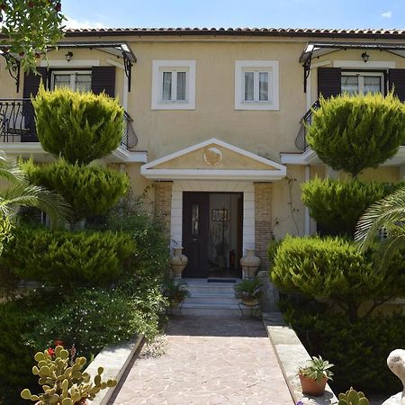 Christoforos Apartments Lourdata  Exterior photo
